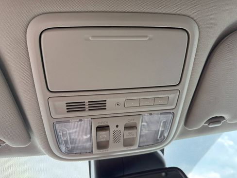 Used 2017 Honda Odyssey EX-L image 27