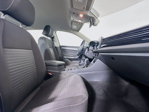 Used 2025 Volkswagen Jetta S FWD image 29