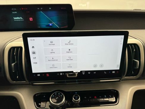 New 2026 Ford Expedition Active image 30