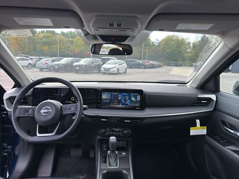 New 2026 Nissan Kicks SV w/ SV Premium Package image 28