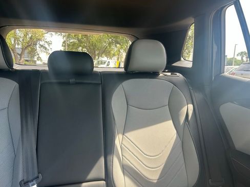 Certified 2025 Volkswagen Tiguan SE R-Line AWD/4WD image 14