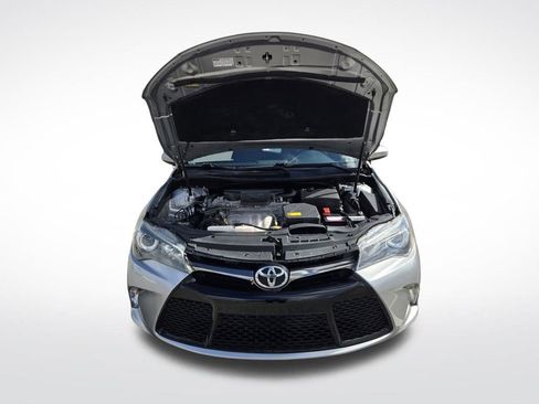 Used 2015 Toyota Camry SE image 15
