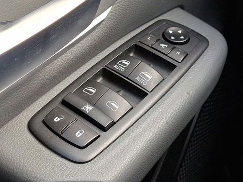 Certified 2020 RAM 1500 Big Horn image 28