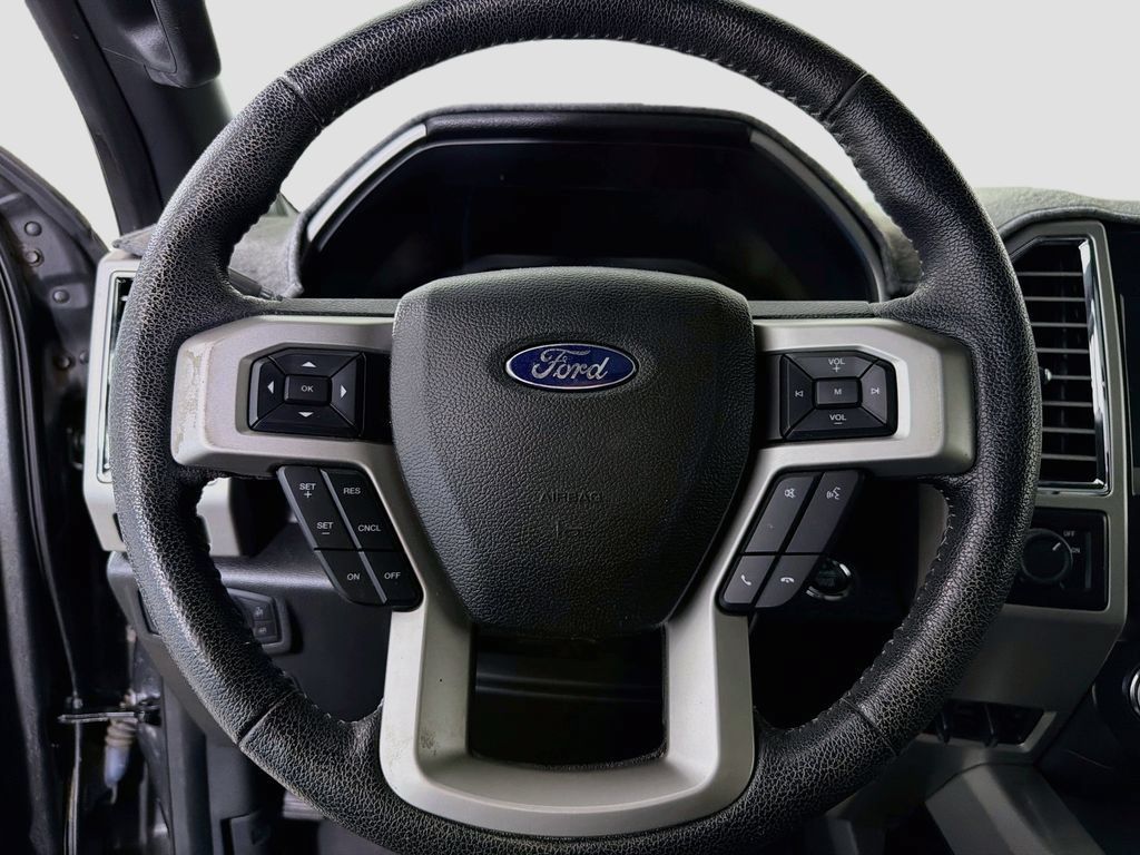Used 2015 Ford F150 Lariat w/ Equipment Group 502A Luxury RWD image 15