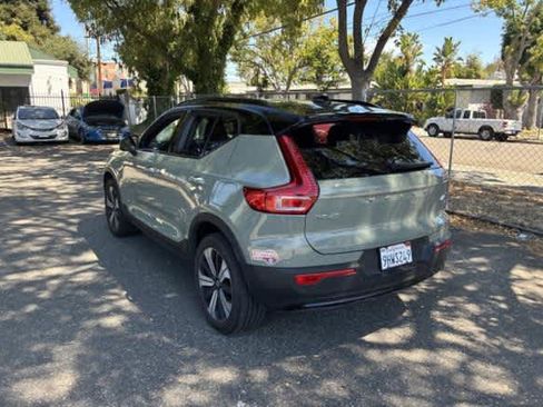 Used 2023 Volvo XC40 Recharge Plus w/ Protection Package Premier AWD/4WD image 2
