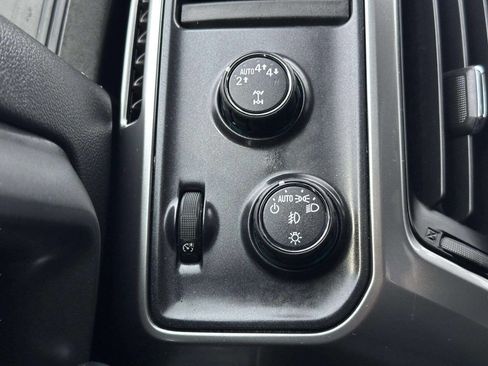 Used 2017 Chevrolet Silverado 1500 LT w/ All Star Edition image 30