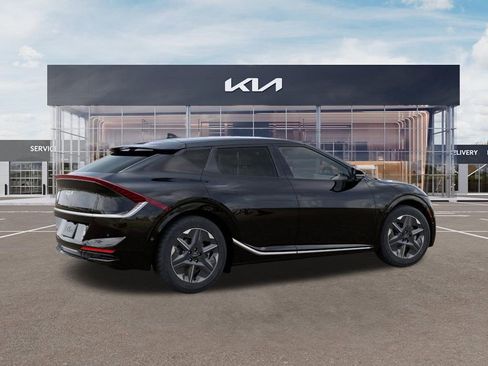 New 2025 Kia EV6 Light w/ Light LR Technology Package RWD image 6