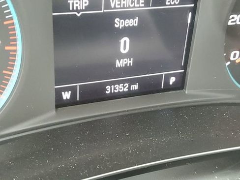 Used 2025 Chevrolet Malibu LT image 12