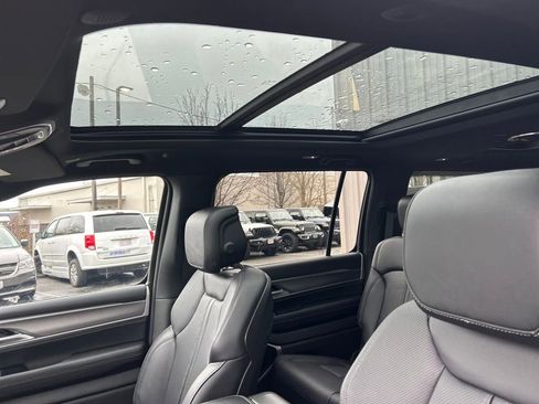 New 2026 Jeep Grand Wagoneer L Limited w/ Premium Group II AWD/4WD image 25