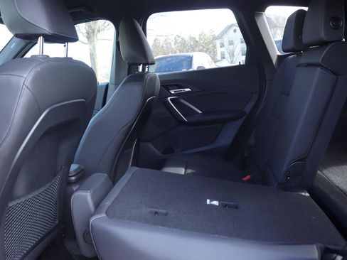 Used 2023 BMW X1 xDrive28i image 14