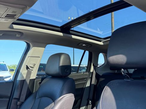 Used 2020 Buick Envision Essence w/ Experience Buick Package AWD/4WD image 8