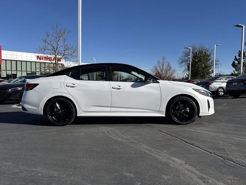 Certified 2024 Nissan Sentra SR image 2