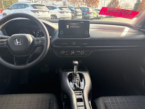 Used 2023 Honda HR-V LX image 21