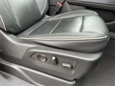 Used 2024 Chevrolet Tahoe Premier image 25