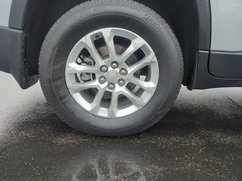 Certified 2024 Chevrolet Traverse LS w/ Safety Package image 12