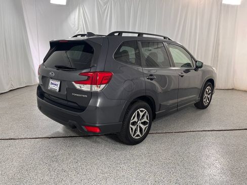 Used 2022 Subaru Forester Premium AWD/4WD image 13