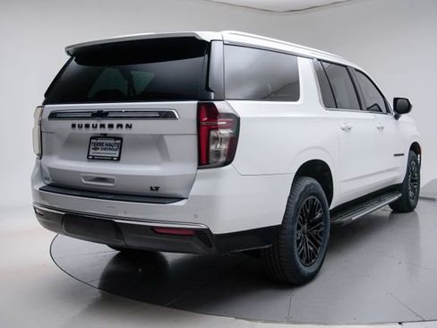 Used 2021 Chevrolet Suburban LT image 6