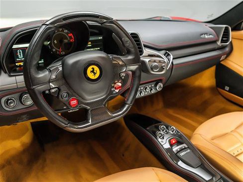 Used 2012 Ferrari 458 Italia Coupe RWD image 20