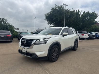 Used 2022 Nissan Pathfinder SL w/ SL Premium Package