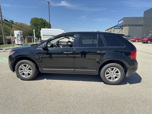 Used 2012 Ford Edge SE FWD image 2