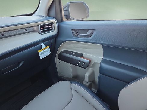 New 2026 Ford Maverick Lariat AWD/4WD image 12