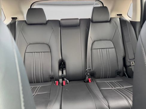 Certified 2027 Honda HR-V EX-L image 28