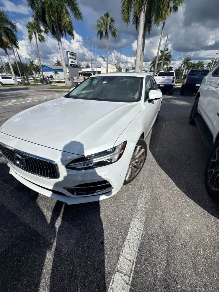 Used 2018 Volvo S90 T6 Inscription w/ Convenience Package AWD/4WD image 1