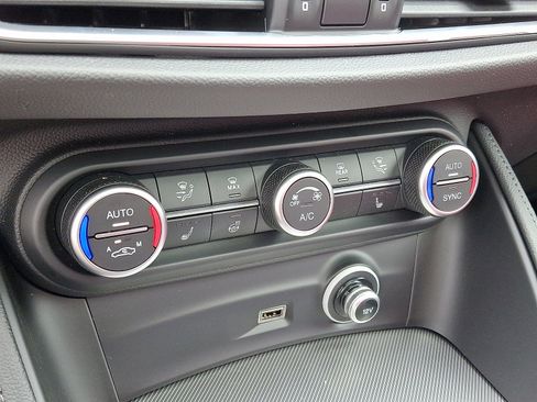 New 2025 Alfa Romeo Stelvio Sprint w/ Veloce Package image 12