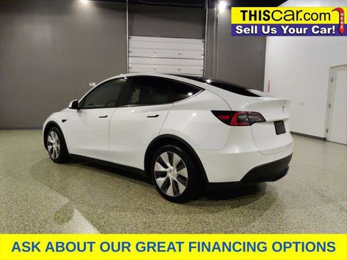 Used 2021 Tesla Model Y Long Range AWD/4WD image 5