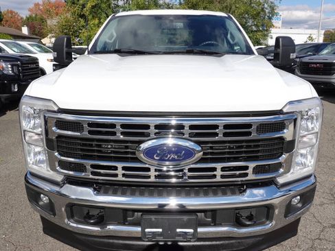Used 2023 Ford F250 XLT AWD/4WD image 7