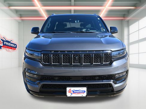 Used 2024 Jeep Grand Wagoneer L Series II AWD/4WD image 6