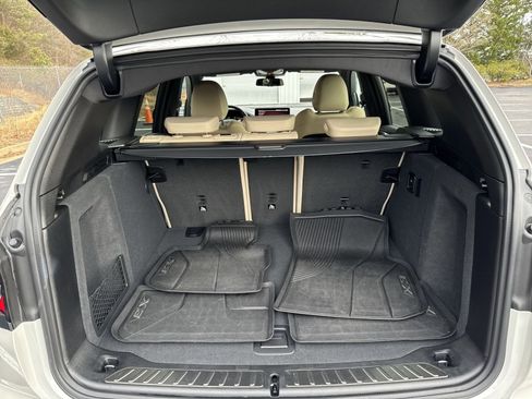 Used 2024 BMW X3 xDrive30i w/ Premium Package image 28