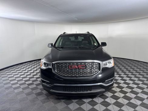Used 2019 GMC Acadia Denali w/ Technology Package AWD/4WD image 8