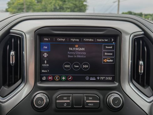 Used 2020 Chevrolet Silverado 1500 LT Trail Boss AWD/4WD image 40