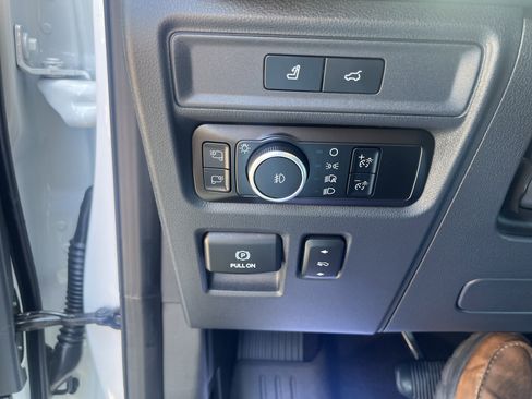 Used 2023 Ford Expedition Max Platinum AWD/4WD image 20