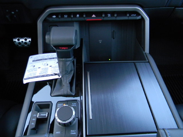 New 2026 Toyota Tundra Platinum w/ TRD Off-Road Package AWD/4WD image 17