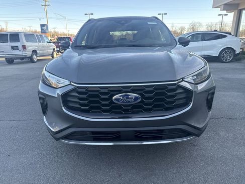 New 2026 Ford Escape ST-Line w/ Cold Weather Package AWD/4WD image 2