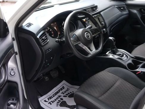 Used 2019 Nissan Rogue S FWD image 8