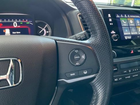 Certified 2024 Honda Passport EX-L image 12