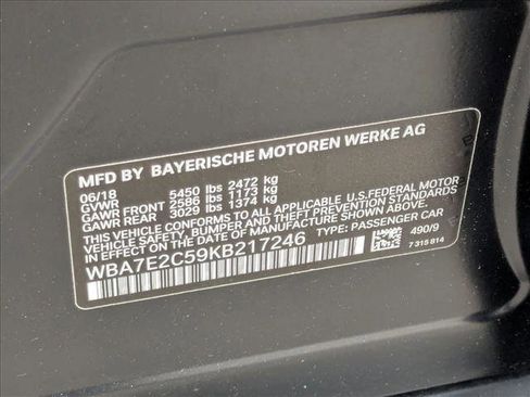 Used 2019 BMW 740i w/ M Sport Package image 28