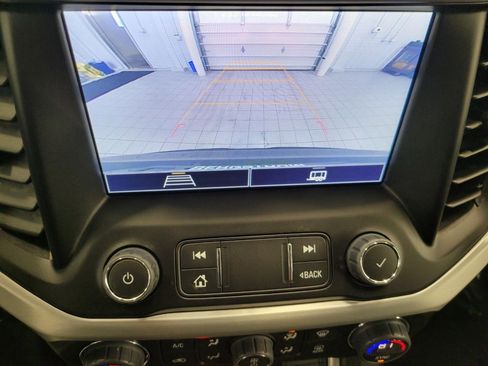 Certified 2023 GMC Acadia SLE w/ Driver Convenience Package image 14