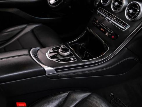 Used 2017 Mercedes-Benz GLC 300 300 Luxury w/ Premium 1 Package image 21