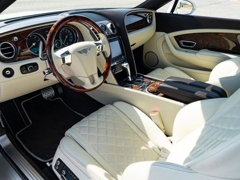 Used 2017 Bentley Continental GT image 35