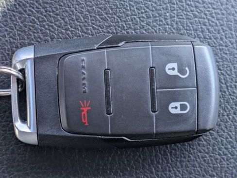 Used 2022 RAM 3500 Tradesman AWD/4WD image 31