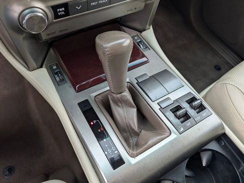 Used 2014 Lexus GX 460 w/ Premium Package AWD/4WD image 40