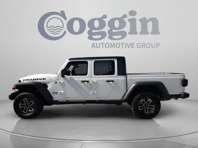 Used 2026 Jeep Gladiator Mojave