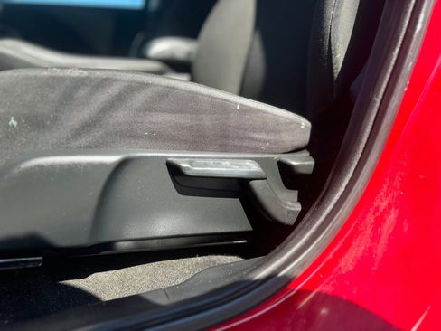 Used 2017 Honda HR-V LX image 26