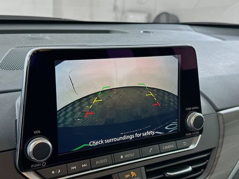 Used 2025 Nissan Altima 2.5 SV image 22