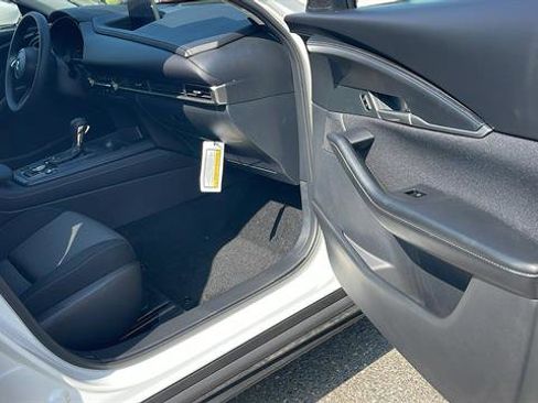 New 2025 MAZDA CX-30 AWD 2.5 S image 32