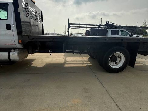 Used 2019 Ford F750 2WD Regular Cab Super Duty image 5